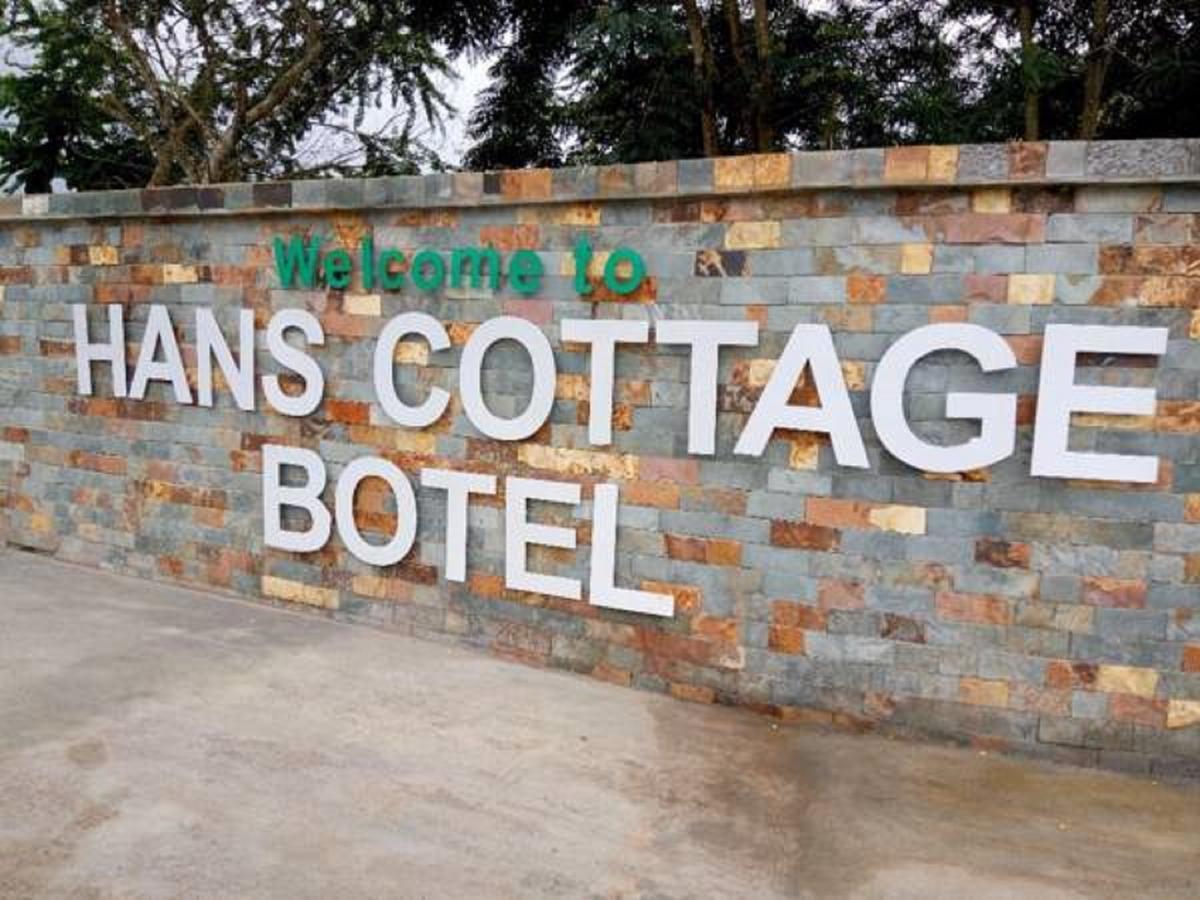 Hans Cottage Botel Cape Coast Exteriör bild